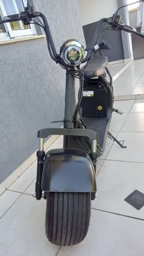 Scooter elétrica citycoco pneu largo 55km com carga.