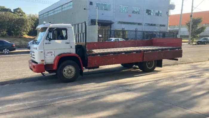 Frete caminhão toco carroceria aberta em Sorocaba e Regiao