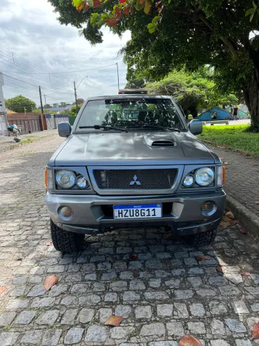 Mitsubishi L200 GLS 2.5 4X4 CD Diesel 2002
