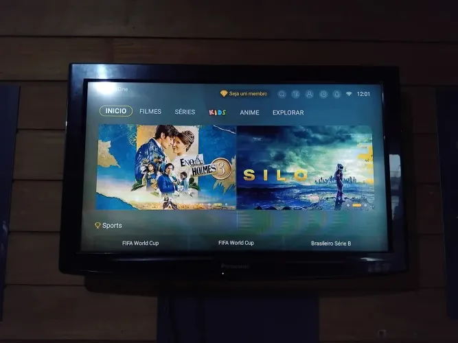 tenho uma tv,200 reais mais só funciona com tv box