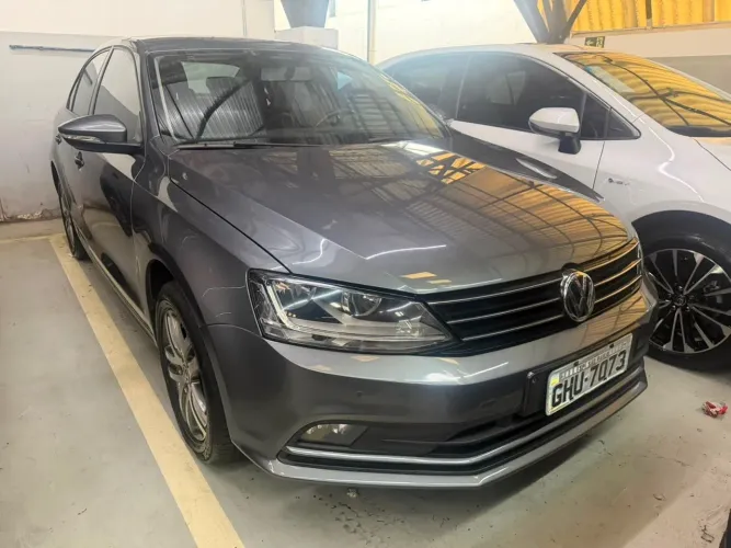 Volkswagen Jetta Comfortline 1.4 TSI 16V 4P Aut. 2017
