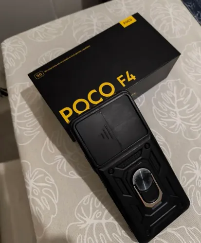 Xiaome POCO F4