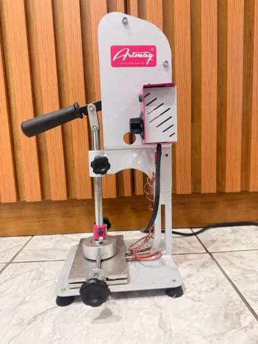 Prensa Térmica para Forminhas 