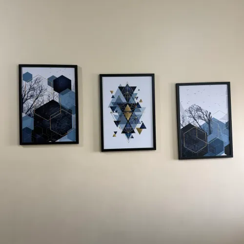 Trio de quadros decorativos medidas 0,63 x 0,45cm