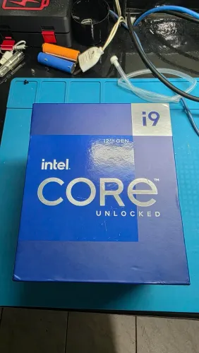 Processador Core i9 12900K 5.20Ghz LGA 1700 Sem Coler e Caixa Original