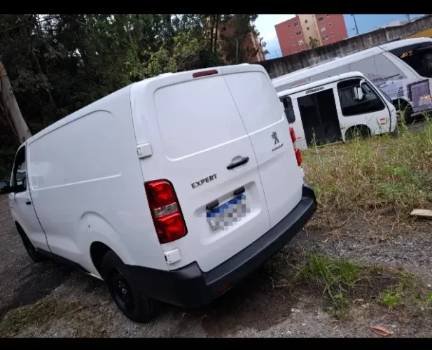 Peugeot Expert Cargo 1.5 Turbo Diesel 2022
