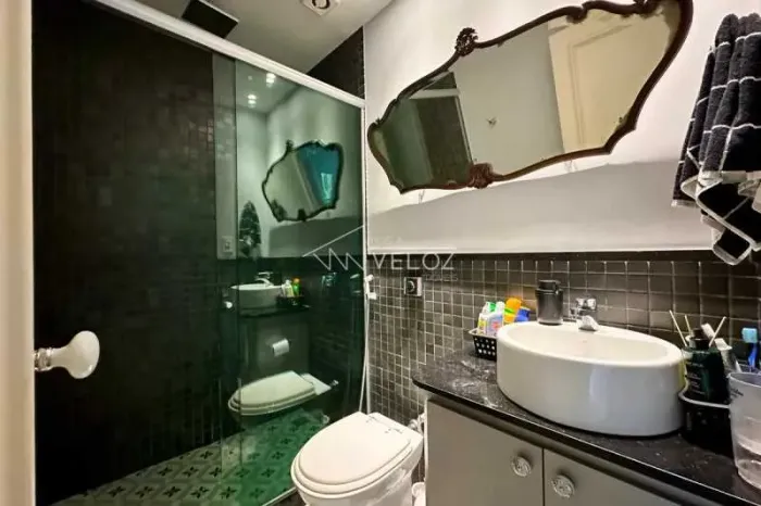 Apartamento : / Residencial / Cosme Velho