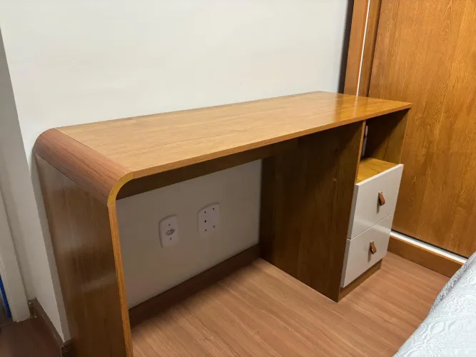 Escrivaninha 100% MDF