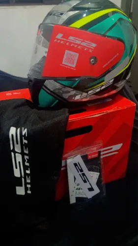 Capacete LS2