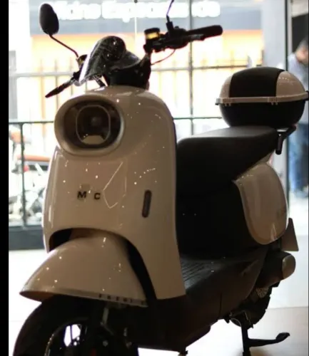 Autopropelido Motochefe Mia