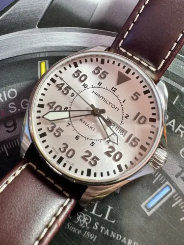 Relógio Hamilton Khaki Quartz