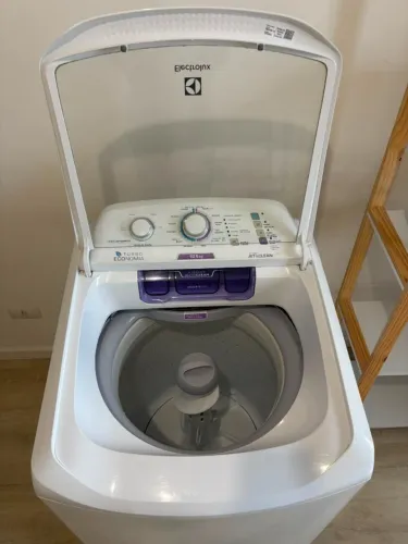 Máquina de Lavar Electrolux 10,5kg Branca Turbo Economia com Jet&Clean e Filtro Fiapos