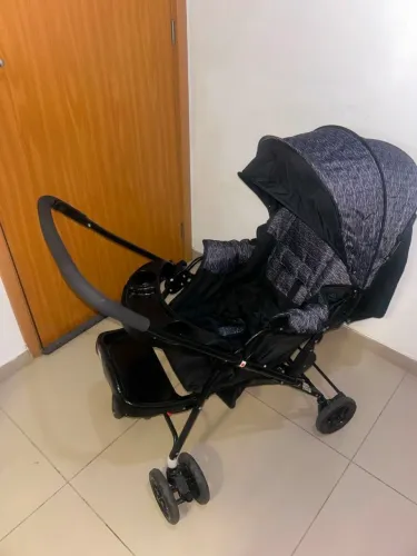 Carrinho de bebê cosco reverse