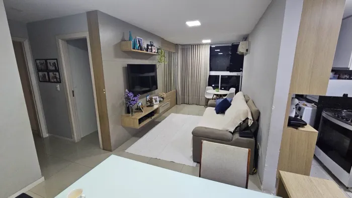 Apto 2 quartos, 1 suite, excelente localização em Itapoa