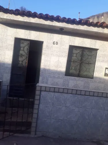 Alugo casa na jaqueira