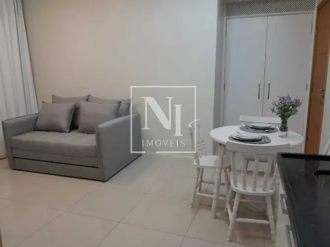 Apartamento : / Residencial / Copacabana