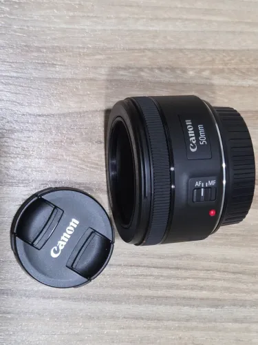 Canon EF 50mm f/1.8 STM