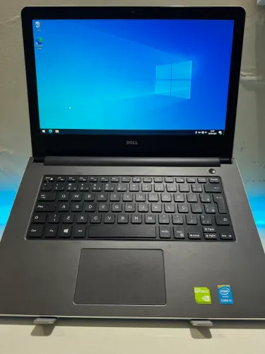 Notebook Dell (Intel i5 / GPU 2gb / 8gb)