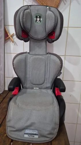 Cadeirinha de criança para carro