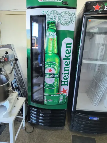 Cervejeiro Porta Cega Filete Vidro (-6° ) Metalfrio 497L otimo estado