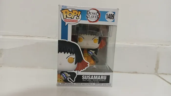 Funko Pop original Demon Slayer.
