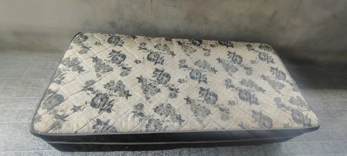 Cama de Solteiro Espuma (Faço Entrega)
