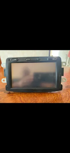 Sistema multimídia original do Renault Duster 2015