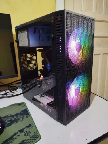 PC i3-3240, 6GB, SSD 512GB, placa de vídeo