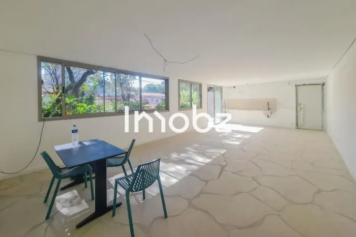 Apartamento à venda na Rua Pascoal Vita, 231 - Vila Madalena - São Paulo - SP