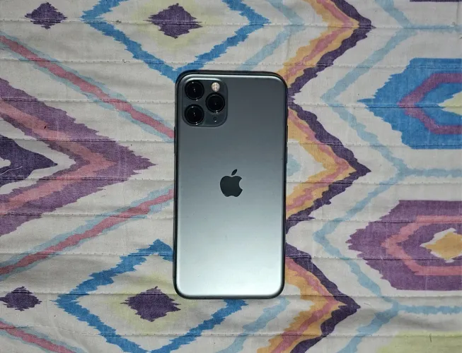 ? iPhone à Venda - Excelente Estado!
