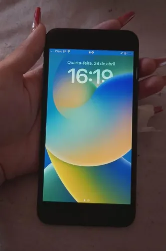 iPhone 8
