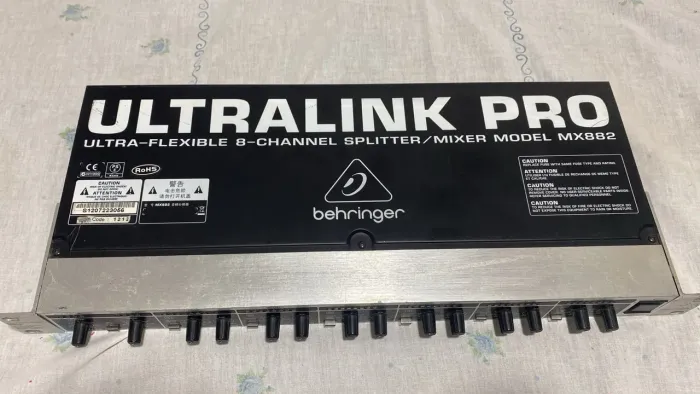 Mixer Splitter 8 Canais Behringer Ultralink Pro Mx882 - Perfeito Estado
