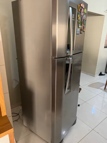 Geladeira Electrolux inox