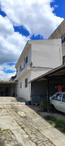 Casa em Cumbica com estrutura predial 