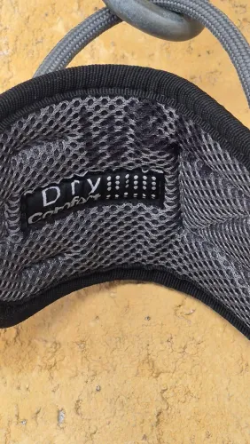 Cadeirinha de Escalada e Rapel Conquista Dry Comfort