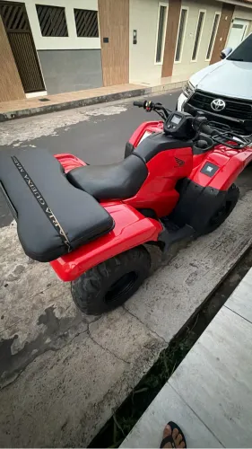 Vendo quadriciclo Honda fourtrax trx 4x4 2019