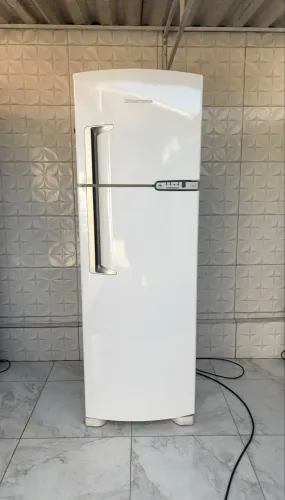 ÓTIMA OPORTUNIDADE GELADEIRA BRASTEMP CLEAN DUPLEX FROST FREE SEMINOVA 