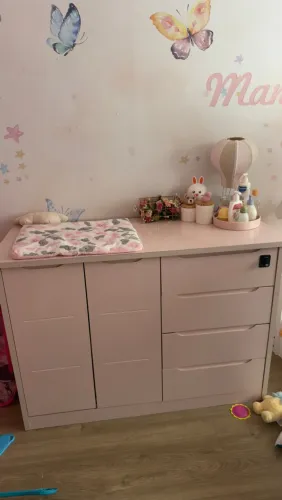 Cômoda e cama infantil