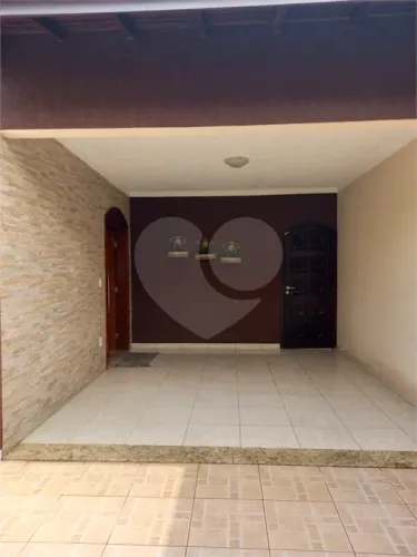 Casa a Venda no Jardim Melle em Vinhedo/SP