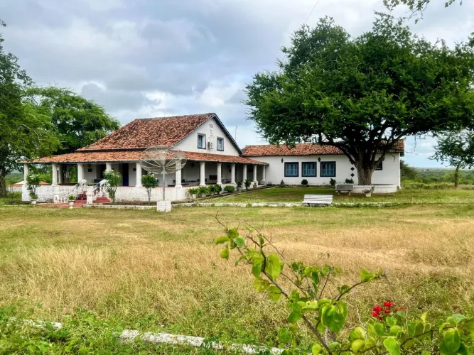 VERAS VENDE FAZENDA HISTÓRICA MASSAPÊ GRANDE - EM MADALENA-CE