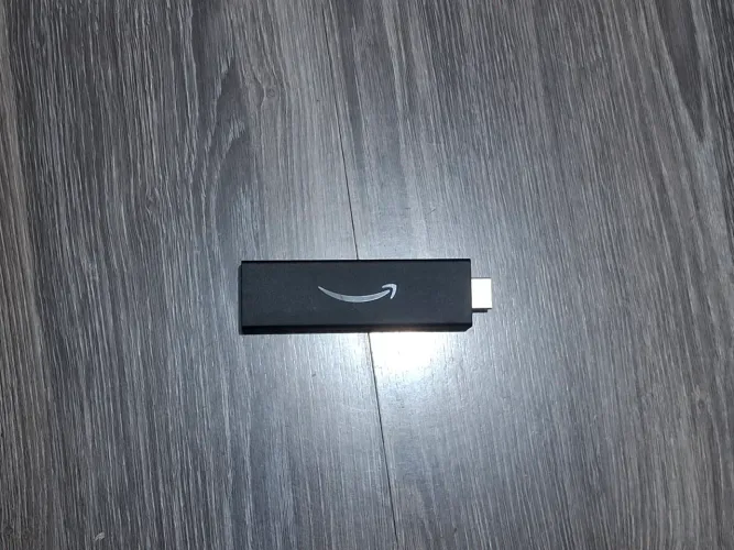 AMAZON FIRE STICK 4K 3ª GERAÇÃO