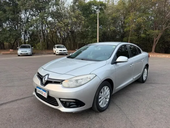 Renault Fluence Sed. Dynamique 2.0 16V Flex Aut. 2016
