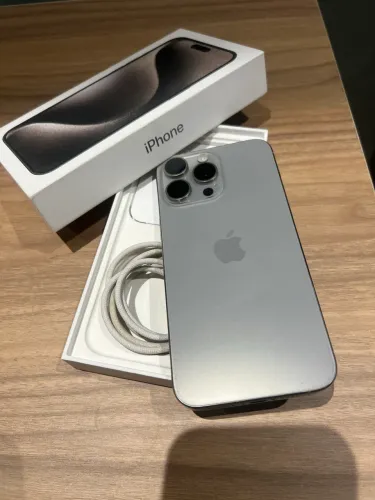 15 pro max impecável