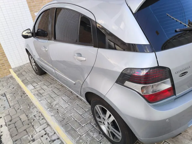 Chevrolet Agile LTZ 1.4 MPFI 8V Flexpower 5P 2011