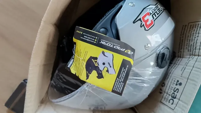 Capacete novo n.60