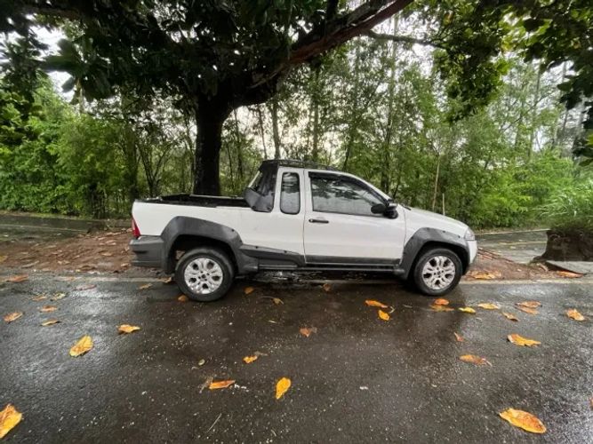 Imagem de Fiat Strada Adventure 1.8/ 1.8 Locker Flex CE 2012