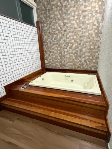 Banheira de hidromassagem