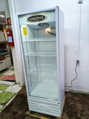 Expositor Semi Novo para Bebidas