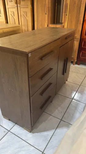 Cômoda de MDF 