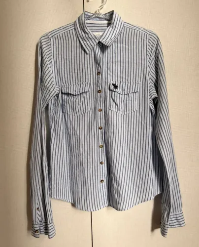 Camisa Abercrombie Tamanho M, manga longa, feminina